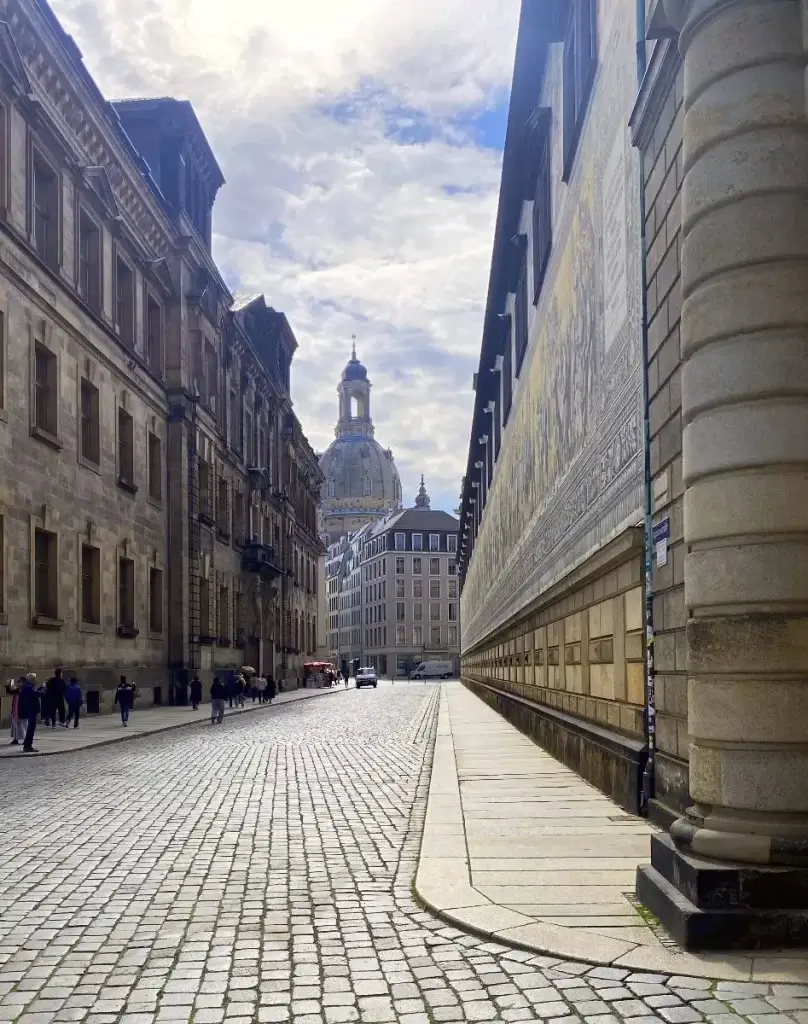 View of the Frauen Kirche from the Procession of Princes, the perfect view when visiting Dresden with Kids.
